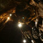 les grottes et cavernes